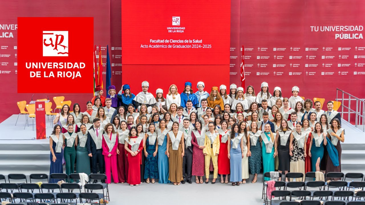 Acto Académico de Graduación 2024-2025 de la Facultad de Ciencias de la Salud