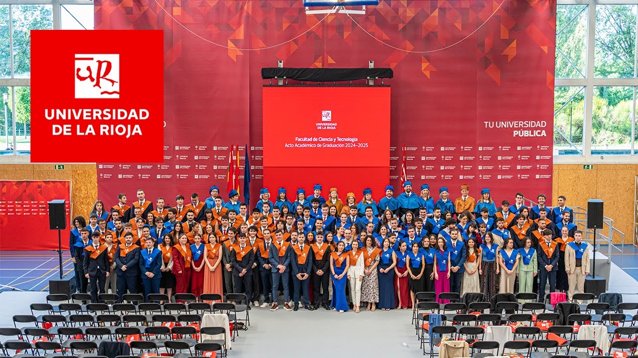 Acto Académico de Graduación 2024-2025 de la Facultad de Ciencias Jurídicas y Sociales