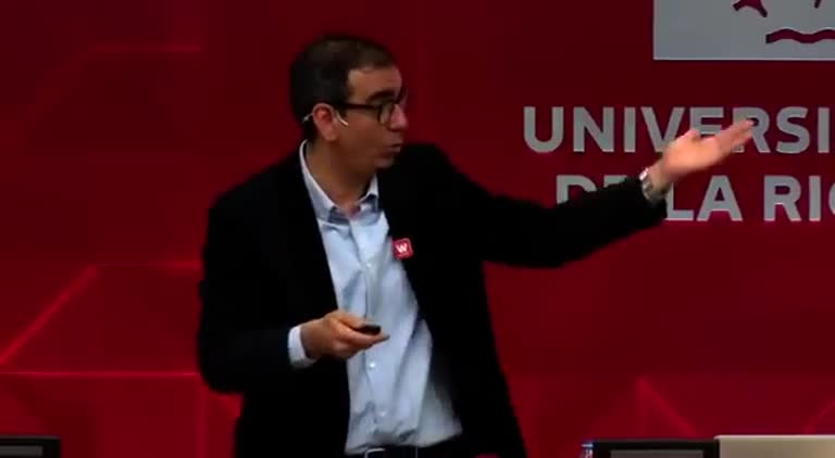 Conferencia 'Verdades y mentiras de la alimentación del siglo XXI', José Manuel López Nicolás