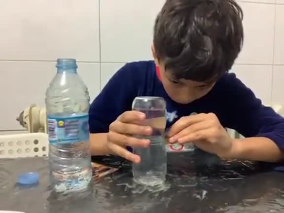 El agua que no se cae